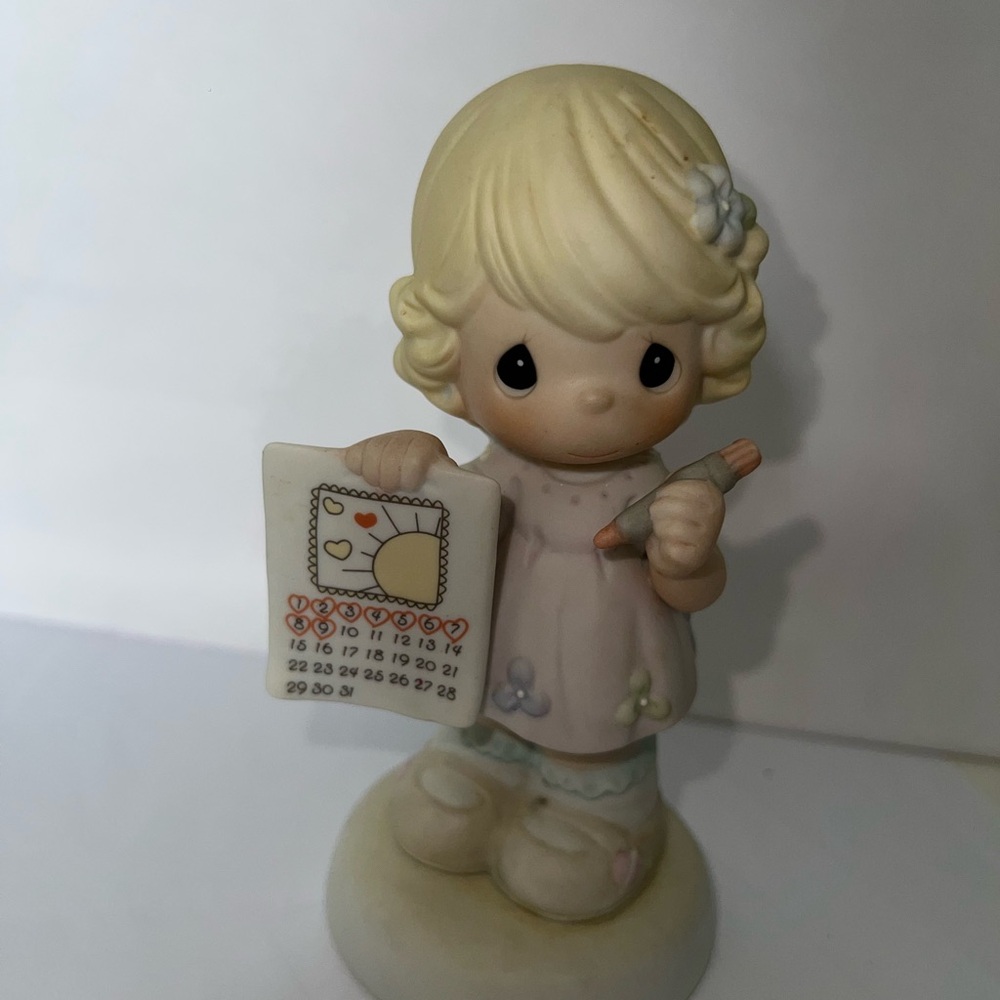Precious Moments Porcelain Figurine I Love You More Every Day.